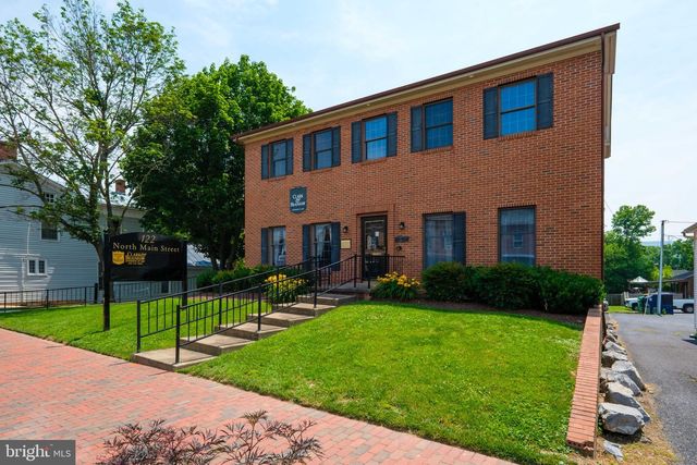 122 N MAIN ST, Woodstock, VA 22664