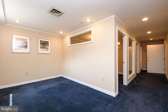 122 N MAIN ST, Woodstock, VA 22664