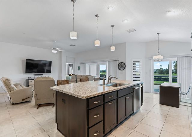 1110 EBLING LOOP, The Villages, FL 32163