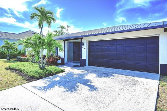 1609 Barbarosa CT, Marco Island, FL 34145