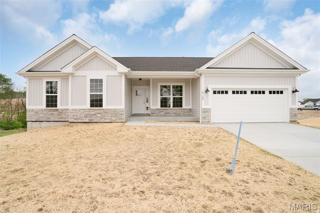 104 Fiddler's Close Court 104 STB, Washington, MO 63090