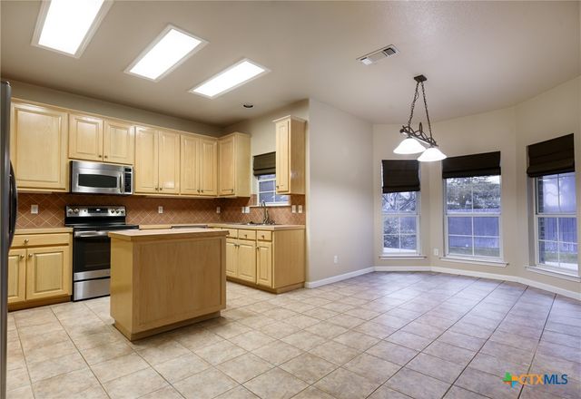 2610 Fairwood Drive, New Braunfels, TX 78132