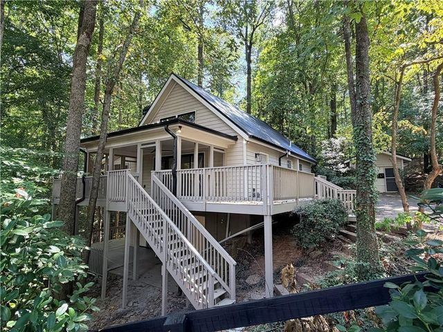 6800 Thunder Trail, Gainesville, GA 30506
