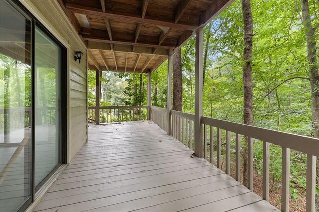 6800 Thunder Trail, Gainesville, GA 30506