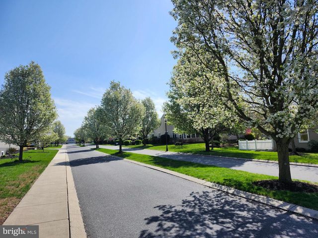 1029 ALDEN WAY, Lebanon, PA 17042