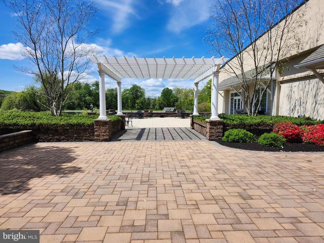 1029 ALDEN WAY, Lebanon, PA 17042