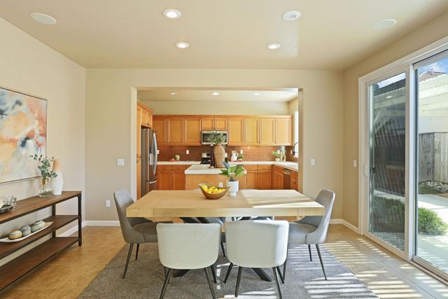 5948 PEBBBLESTONE, Stockton, CA 95219