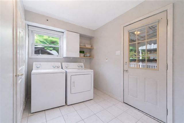 1213 4th Ave, Coraopolis, PA 15108