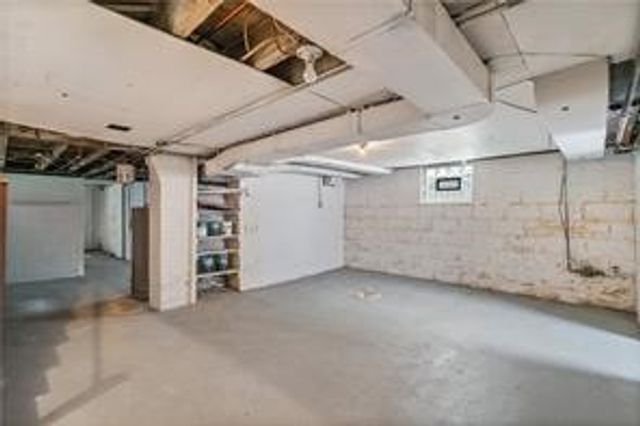 1213 4th Ave, Coraopolis, PA 15108