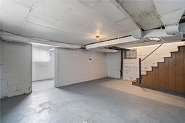 1213 4th Ave, Coraopolis, PA 15108