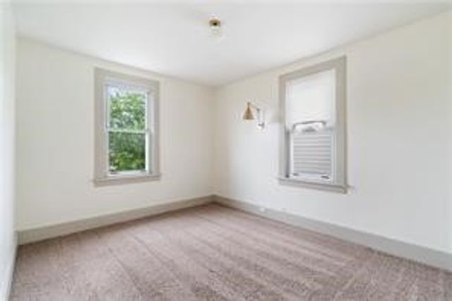 1213 4th Ave, Coraopolis, PA 15108