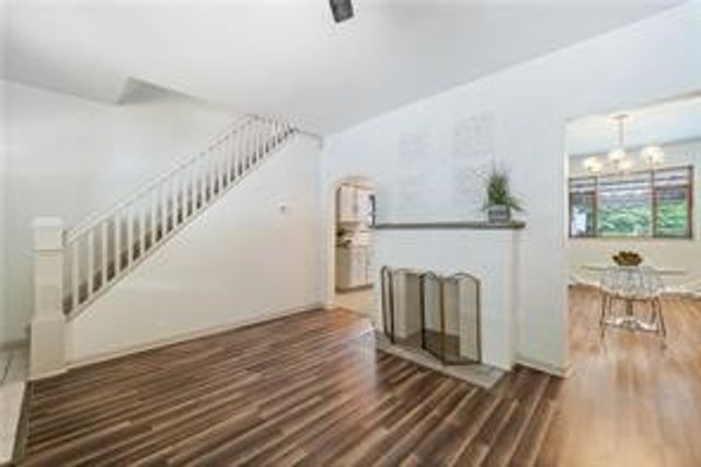 1213 4th Ave, Coraopolis, PA 15108