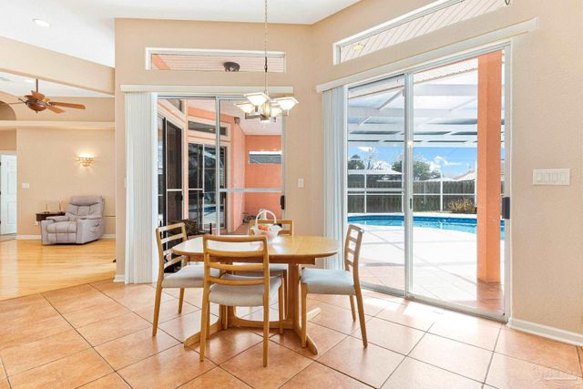 6013 Chandelle Cir, Pensacola, FL 32507