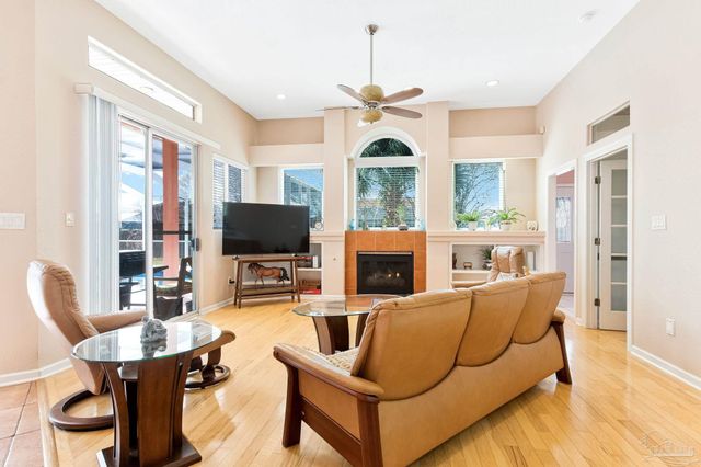 6013 Chandelle Cir, Pensacola, FL 32507