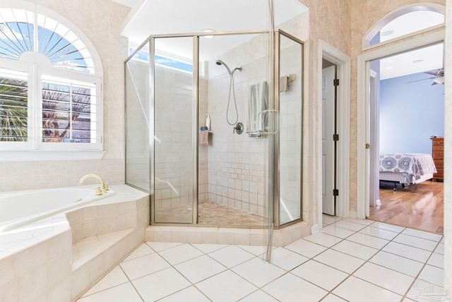 6013 Chandelle Cir, Pensacola, FL 32507