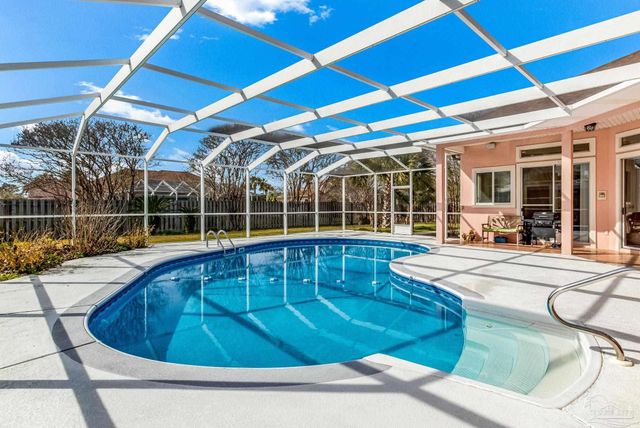 6013 Chandelle Cir, Pensacola, FL 32507