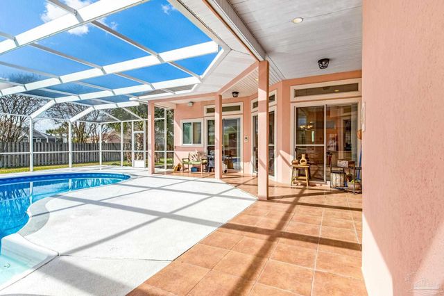 6013 Chandelle Cir, Pensacola, FL 32507