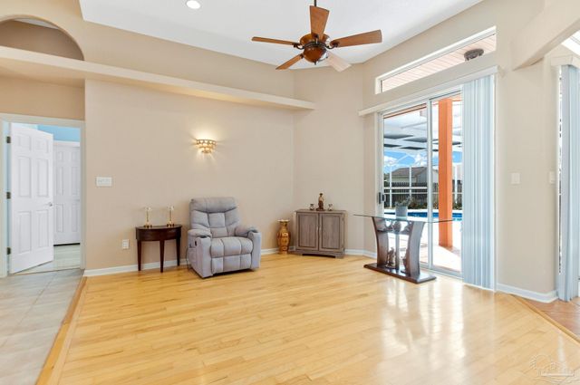 6013 Chandelle Cir, Pensacola, FL 32507