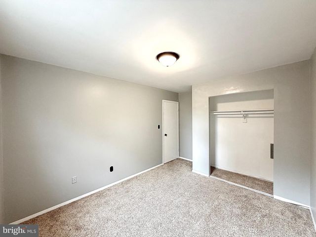 1 BROADLEAF CT, Baltimore, MD 21234