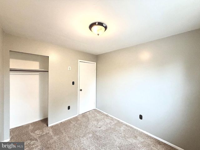 1 BROADLEAF CT, Baltimore, MD 21234