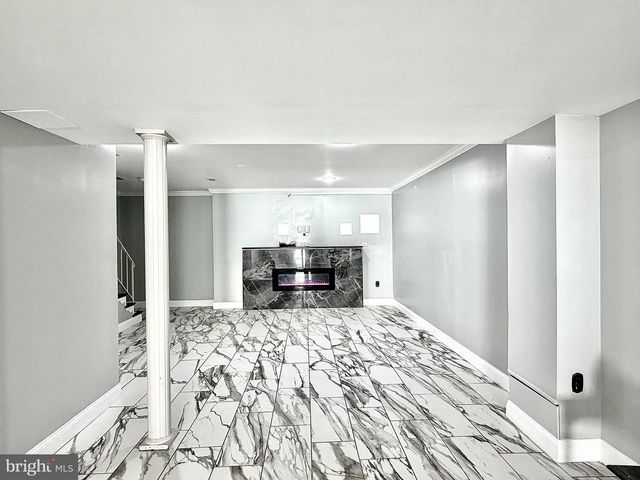 1 BROADLEAF CT, Baltimore, MD 21234