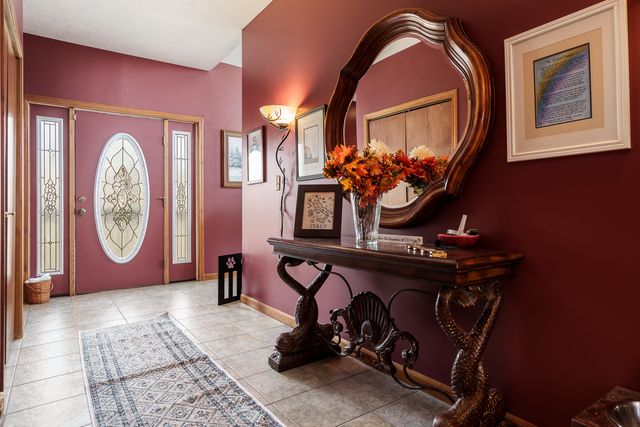 1700 Candlewick Drive, Poplar Grove, IL 61065