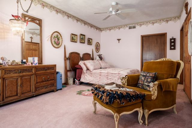 1700 Candlewick Drive, Poplar Grove, IL 61065