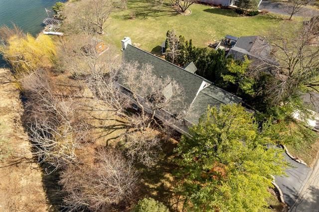 1700 Candlewick Drive, Poplar Grove, IL 61065