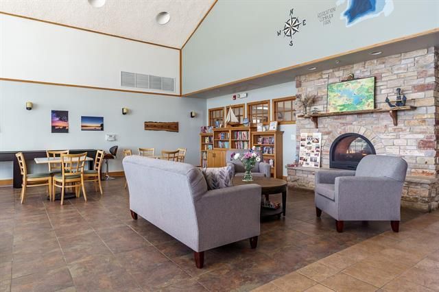 1700 Candlewick Drive, Poplar Grove, IL 61065