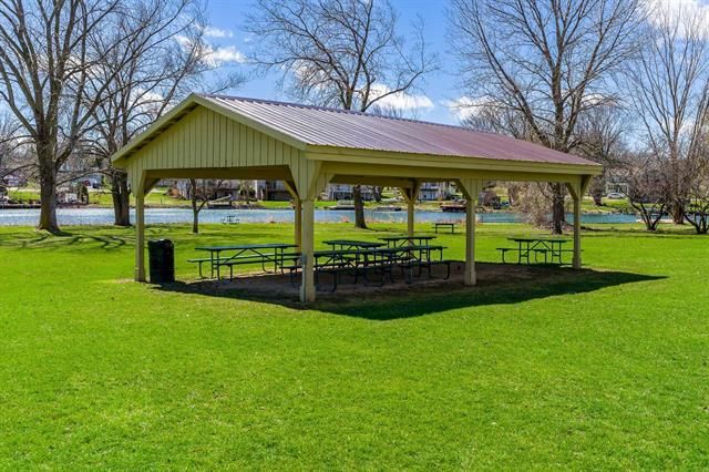 1700 Candlewick Drive, Poplar Grove, IL 61065