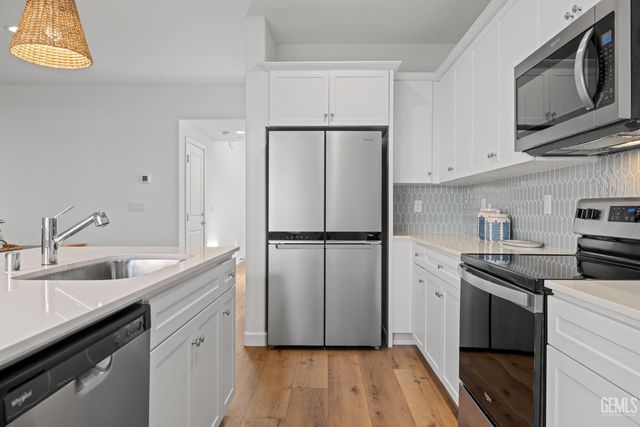 194 Earthwood Lane, San Luis Obispo, CA 93401