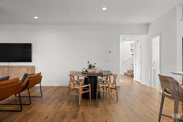 194 Earthwood Lane, San Luis Obispo, CA 93401