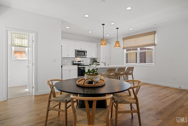 194 Earthwood Lane, San Luis Obispo, CA 93401