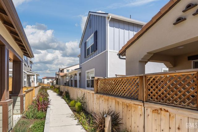 194 Earthwood Lane, San Luis Obispo, CA 93401