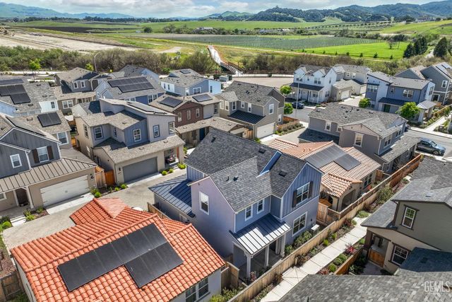 194 Earthwood Lane, San Luis Obispo, CA 93401