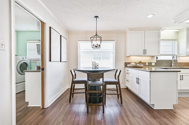 7 Park Lane, Galveston, TX 77551