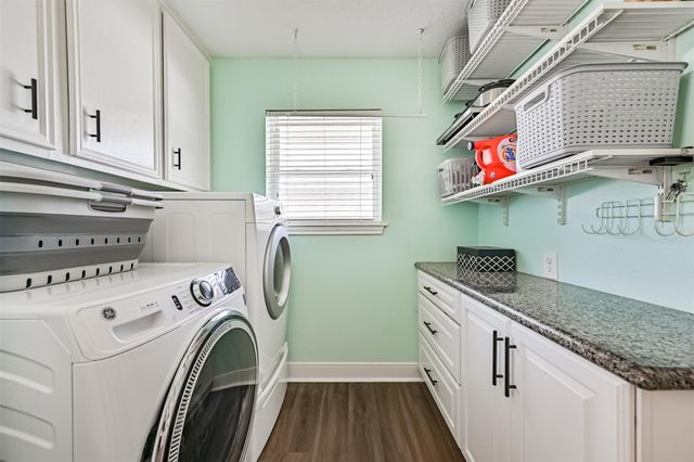 7 Park Lane, Galveston, TX 77551