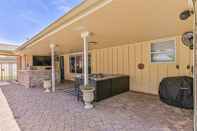 7 Park Lane, Galveston, TX 77551