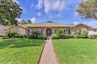 7 Park Lane, Galveston, TX 77551