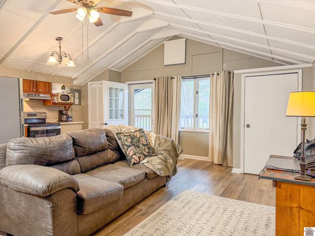 290 Cross Spann Road, Murray, KY 42071