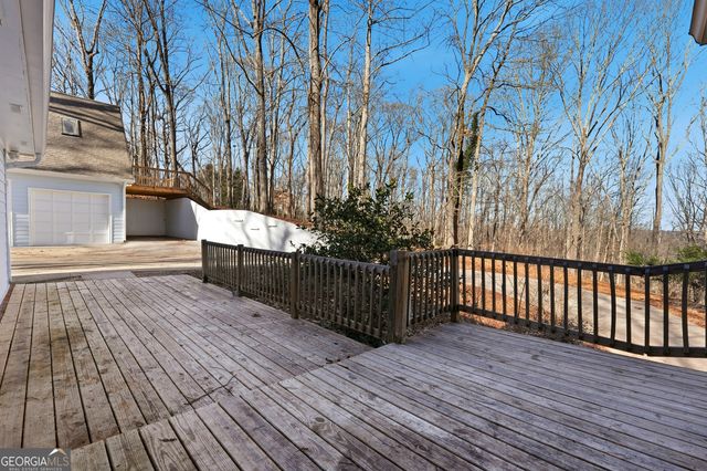 4715 Creek Wood Drive, Gainesville, GA 30507