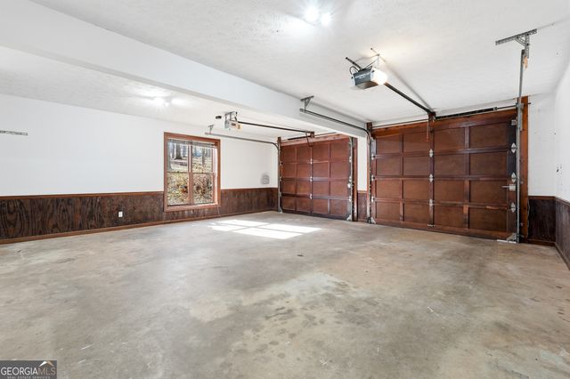 4715 Creek Wood Drive, Gainesville, GA 30507