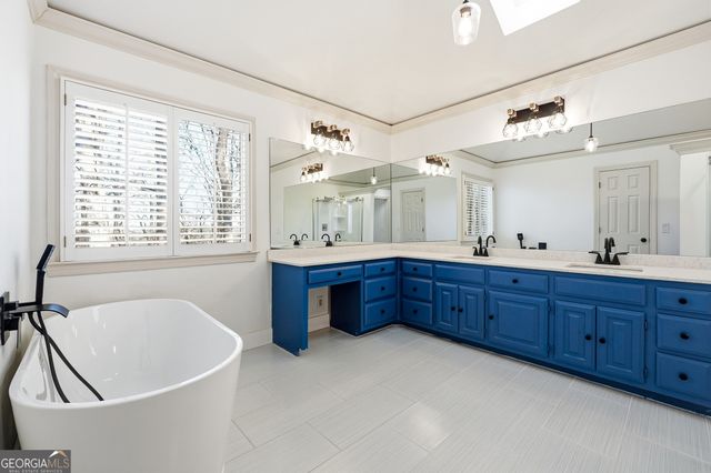 4715 Creek Wood Drive, Gainesville, GA 30507