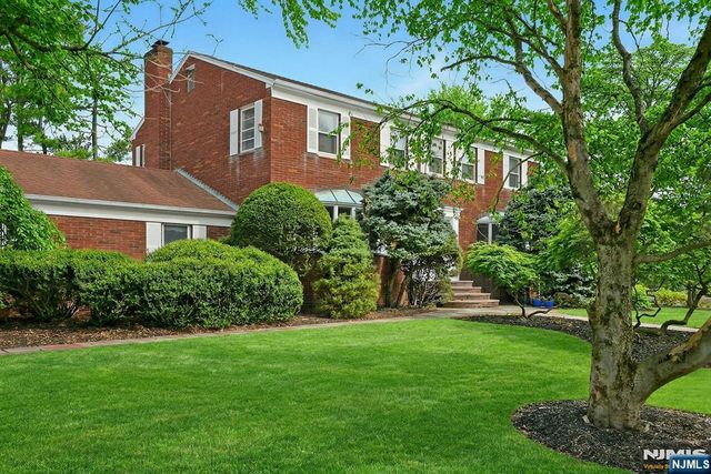 63 Van Orden Road, Harrington Park, NJ 07640