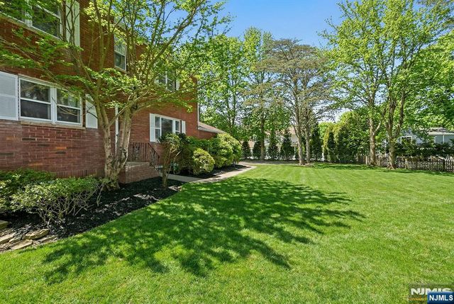 63 Van Orden Road, Harrington Park, NJ 07640