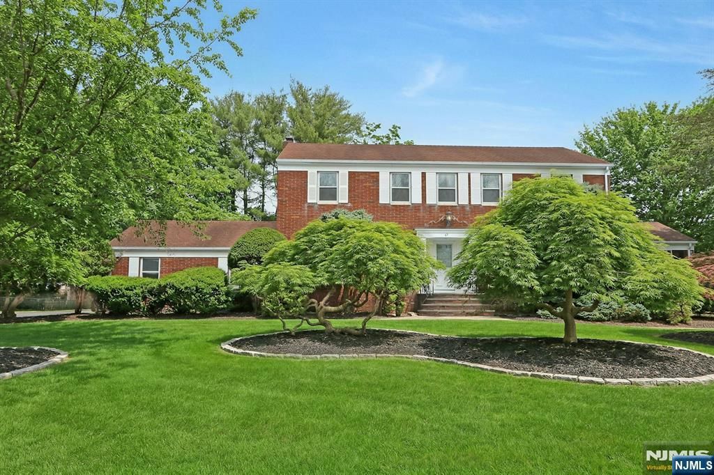 63 Van Orden Road, Harrington Park, NJ 07640