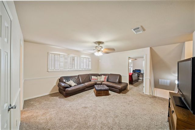 600 Hampton Hall Lane, Conroe, TX 77302