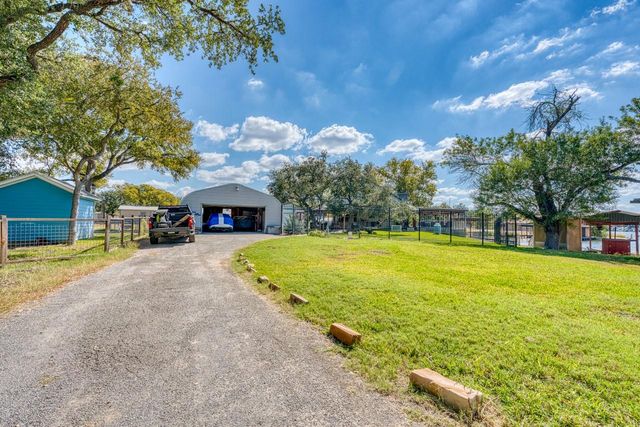 116 Shady CIR, Sunrise Beach, TX 78643