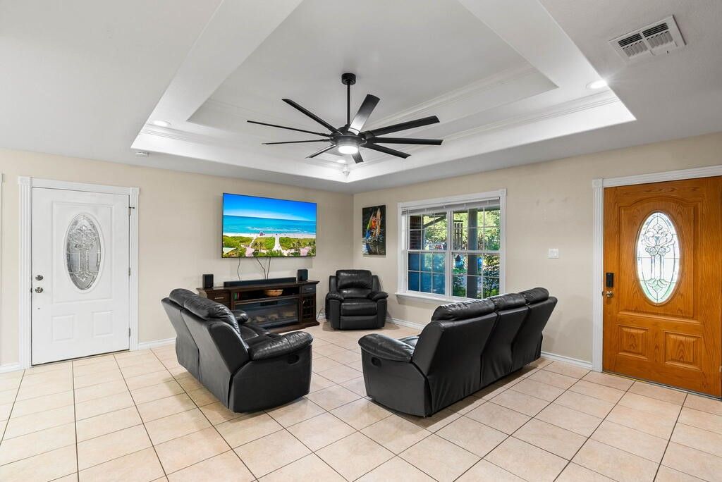 102 NORTH SANTA CLARA DR Dr, Rockport, TX 78382 — photo 5