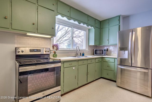 2584 N Williamston Road, Williamston, MI 48895